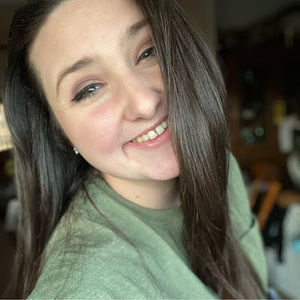 Meet your Posher, Brenna